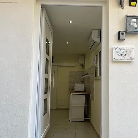 Apartman Al Rifugio Di Rosmy